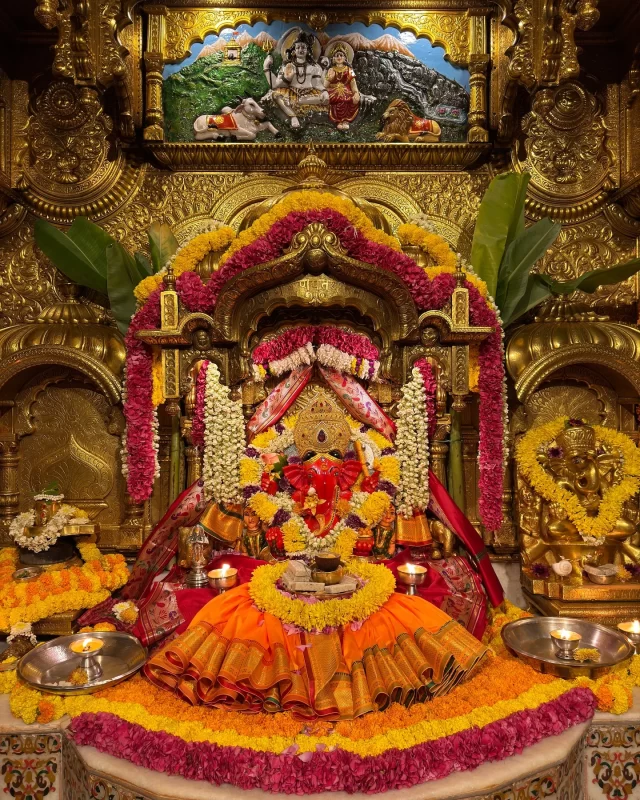 Shree Siddhivinayak Ganapati, Bhimseni camphor